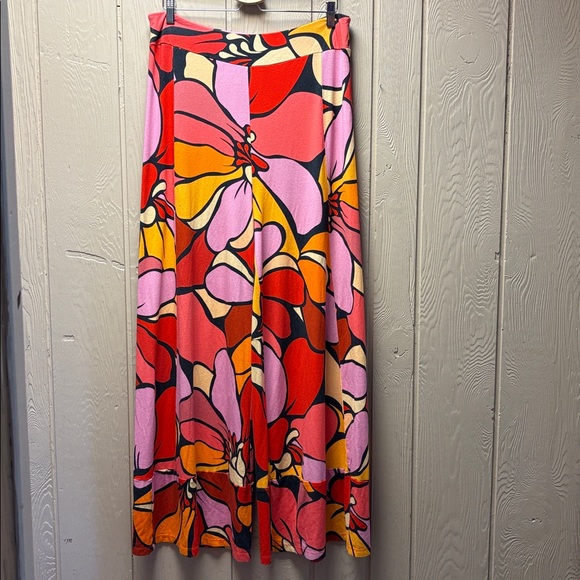 Farm Rio Pants - Picture 2 of 12